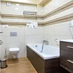 Glamorous White Tower Nord * Mamaia