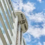Appartement Glamorous White Tower Nord *
