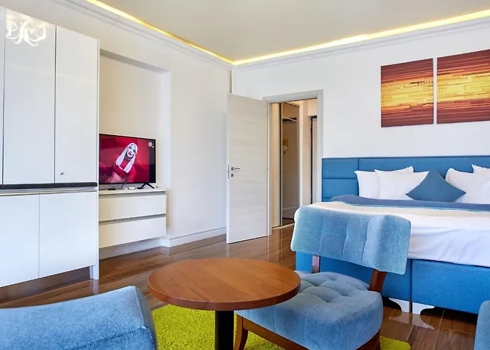 Glamorous White Tower *