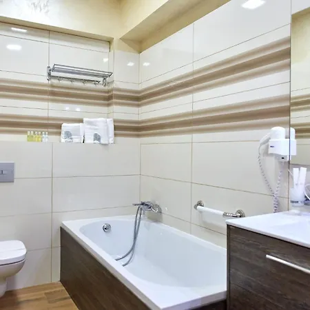 Glamorous White Tower Nord Apartament Mamaia
