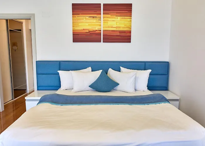 Glamorous White Tower Apartament *