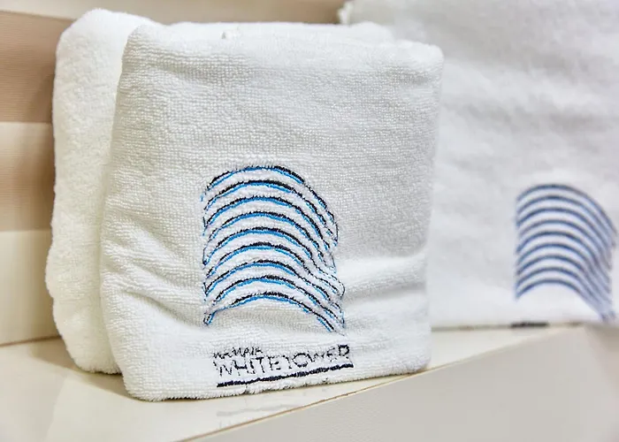 Apartament Glamorous White Tower Mamaia